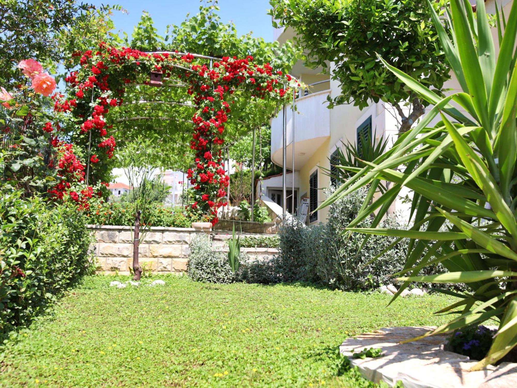 Apartment Villa Andjelka-6 Trogir Exteriör bild